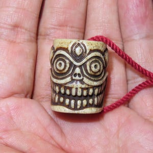 Nepal Tibet Buddhist Carved Yak Bone Citipati Skull Ornament Talisman Bead (g7)