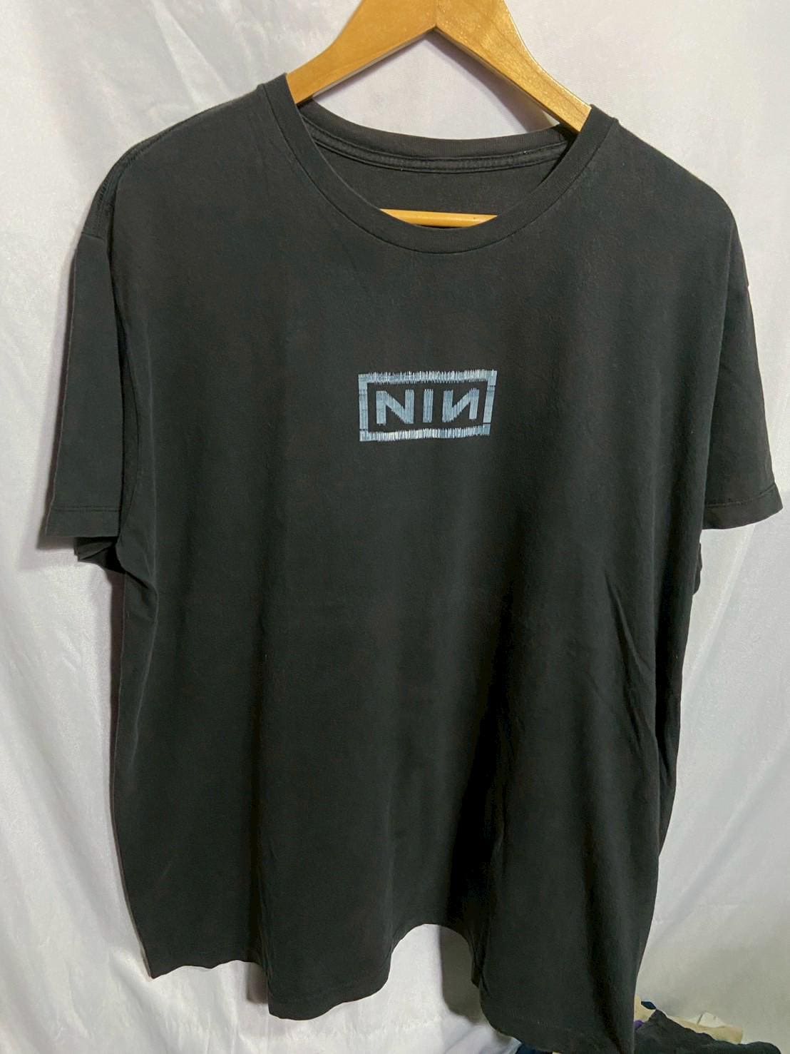 Vintage NIN Nine Inch Nails T-shirt Size XL - Etsy