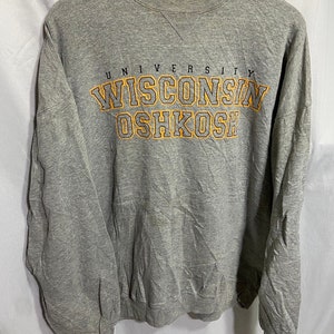 Vintage 90s University of Wisconsin–Oshkosh Sweatshirt Size XL