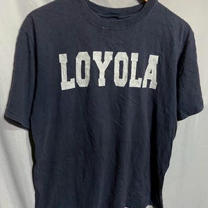 Vintage Loyola University Chicago T-shirt Size M