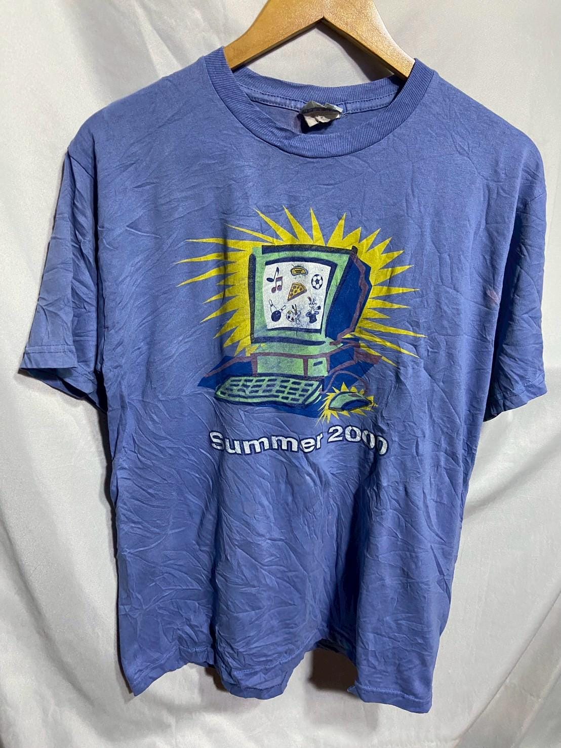 Vintage Y2kid T-shirt Size M - Etsy Israel