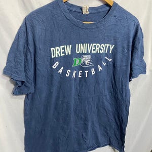 Vintage Drew University Basketball T-shirt Size L