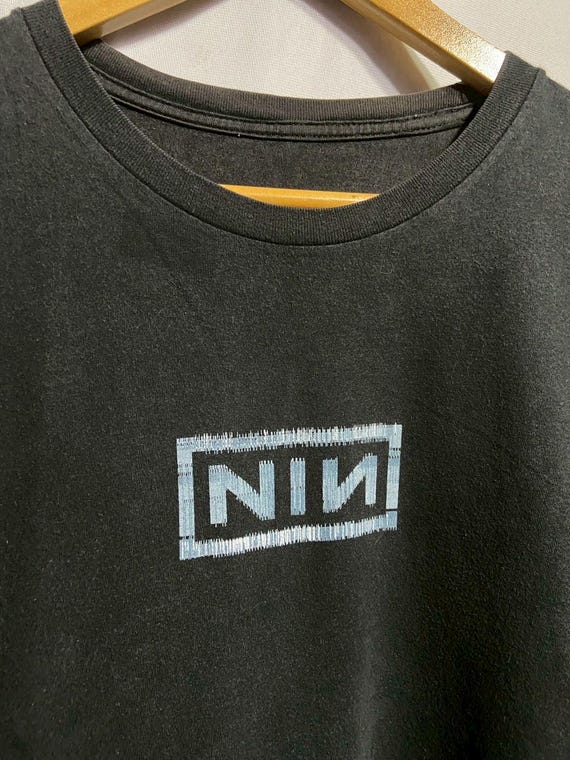 Vintage NIN Nine Inch Nails T-shirt Size XL - Etsy