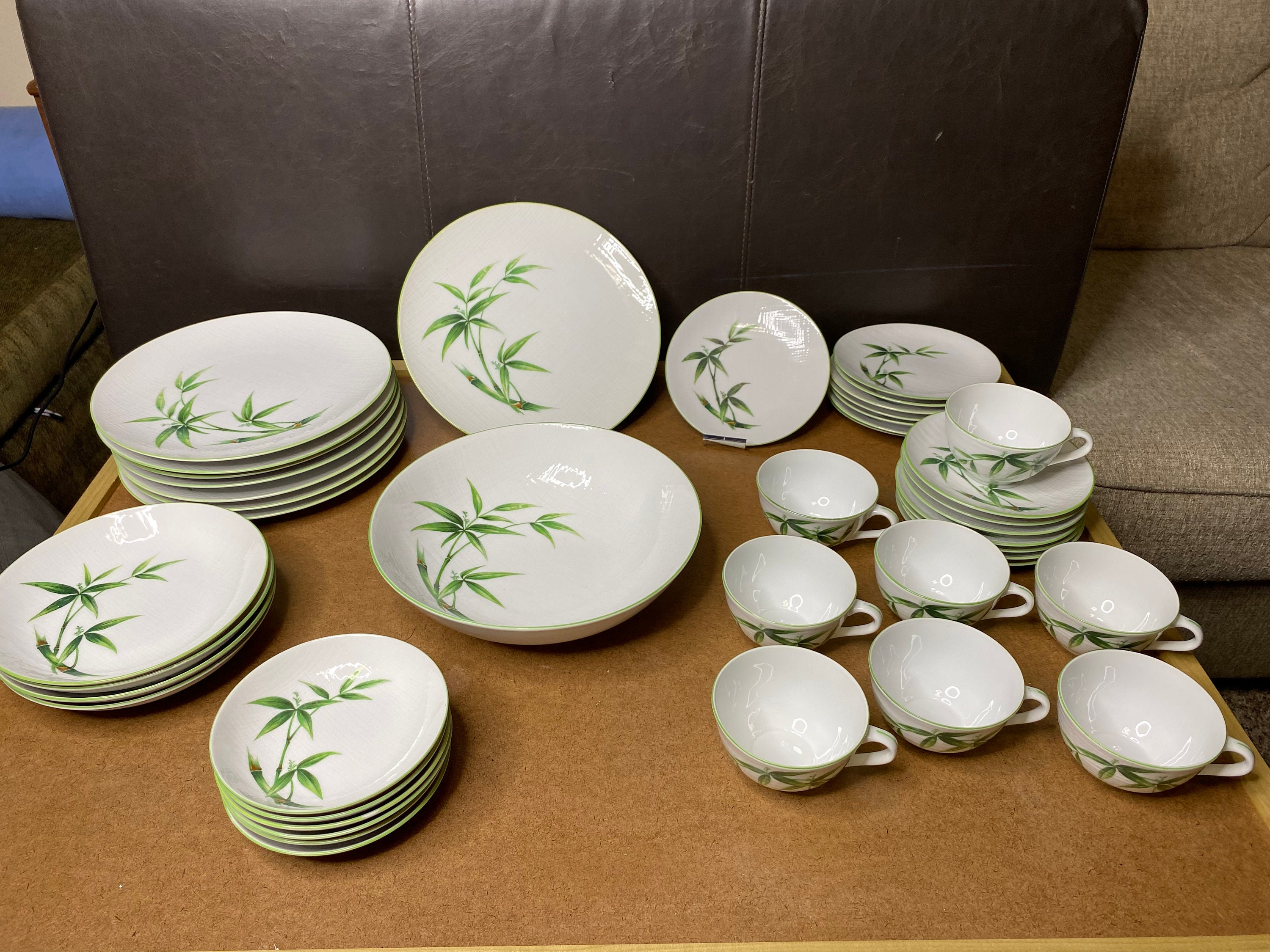 Craftsman China Orient 375 Full Service 41-piece Bamboo Pattern