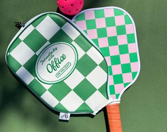 Funda universal para raqueta de pickleball Another Day at the Office: funda de cuero para raqueta de pickleball: regalo perfecto para jugadores y fanáticos del pickleball