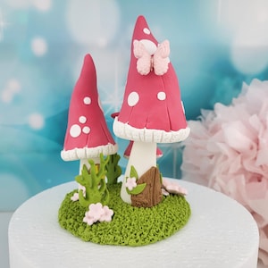 Topper per torta con figura fondente della casa delle fate