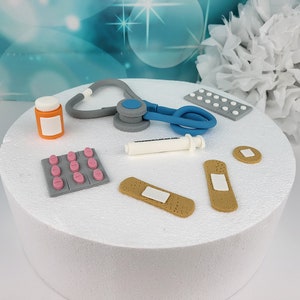 Cake decoration doctor set modeled