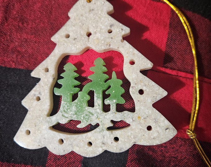 Maine, The Pine Tree State, Crushed Oyster Shell and Glass Ornament