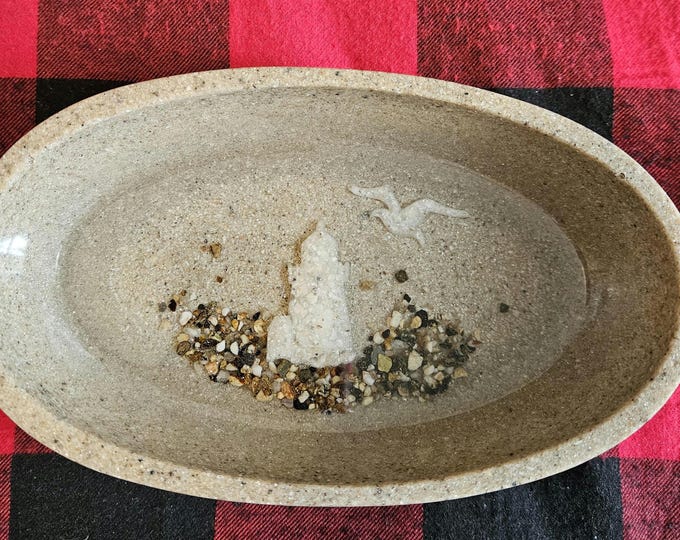 Lighthouse Dish, Crushed Oyster Shell with Seagull
