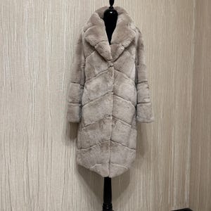 Real rabbit fur coat , Beige fur coat , Pelzmantel Damen , Fur coat US10 , Winter coat , γυναικείο γούνινο παλτό , kvinnors pälsrock