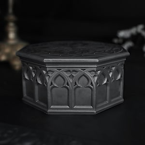 Gothic Kerzenhalter - Handgefertigter Schwarzer Altar Sockel - SCHWARZ