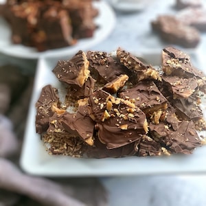 1 lb Toffee Nut Brittle Candy Sweet, Crunchy, Snack Craving