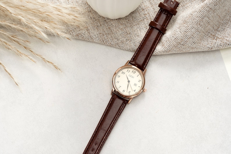 Vintage geflochtene Lederuhr / Gerüchte Quarz / Minimal Boho Uhr / Minimal Armbanduhr / Geschenk für Sie/Muttertagsgeschenk Bild 1