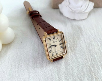 Armbanduhr für Frauen/Vintage Leder Uhr /Muttertagsgeschenk/ Minimalistische Boho Uhr / Minimale Armbanduhr / Kleine Armbanduhr