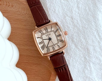 Reloj de cuero vintage de oro rosa / cuero de muñeca pequeña / reloj boho mínimo / reloj de pulsera mínimo / regalo del día de la madre