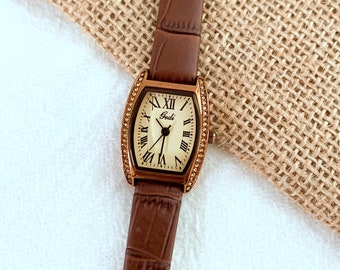 Retro Antique Watch/Classic Leather Watch/Ladies Leather Watch/Brown Retro Watch/Small Wrist Watch/Mother's Day Gift