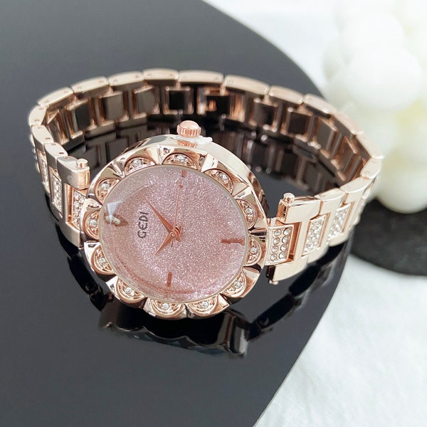 round lace quartz women's watch/ wrist watch/ Anniversary gift / Gift for Her / Vintage Women's Watches