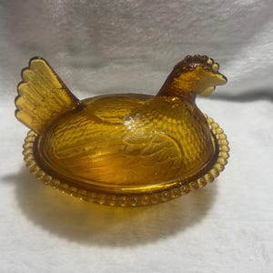 Vintage Indiana Glass Golden Amber Hen In Nest Chicken Candy Dish Nesting Hen