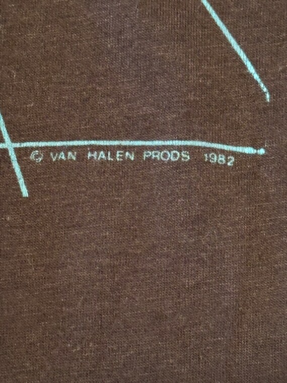 Van Halen vintage 1982 concert/tour shirt - Diver… - image 4