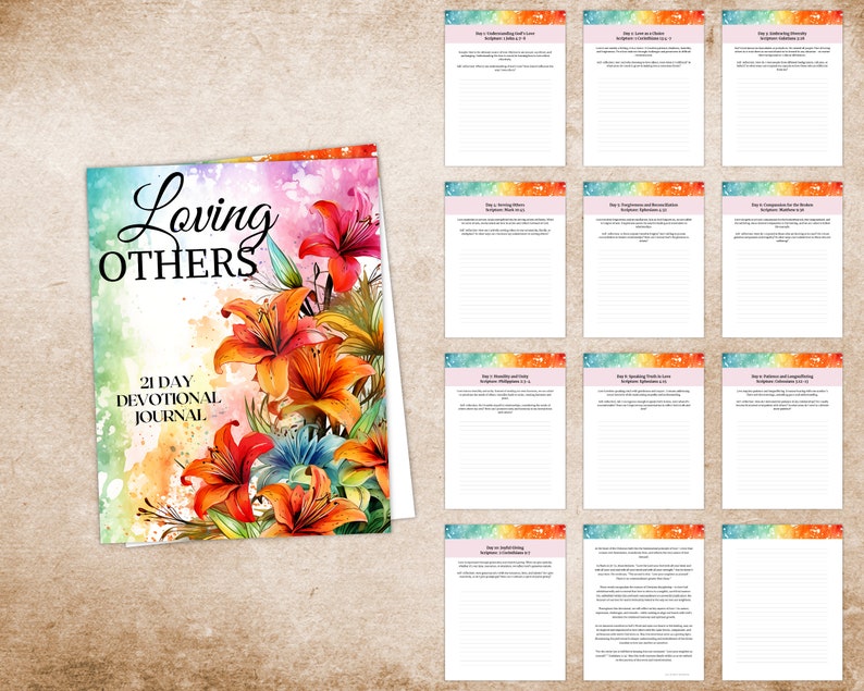 K&ouml;nnte beinhalten: Ein 21-t&auml;giges Gebets- und Meditationsbuch mit dem Titel "Loving Others" mit einem Aquarellhintergrund mit bunten Blumen. Das Buch soll Ihnen helfen, in Ihrer Liebe zu anderen zu wachsen.