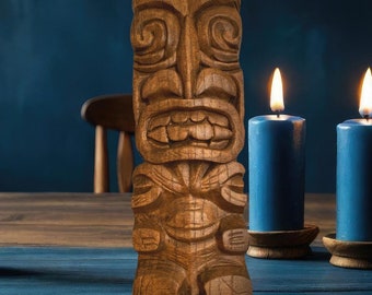 Tiki-standbeeld Hawaiiaanse tiki-god houtsnijwerk Hawaiiaans houten tiki-standbeeld God van geluk en geluk Hawaiiaanse tiki-god sculptuur Hawaiiaans decor