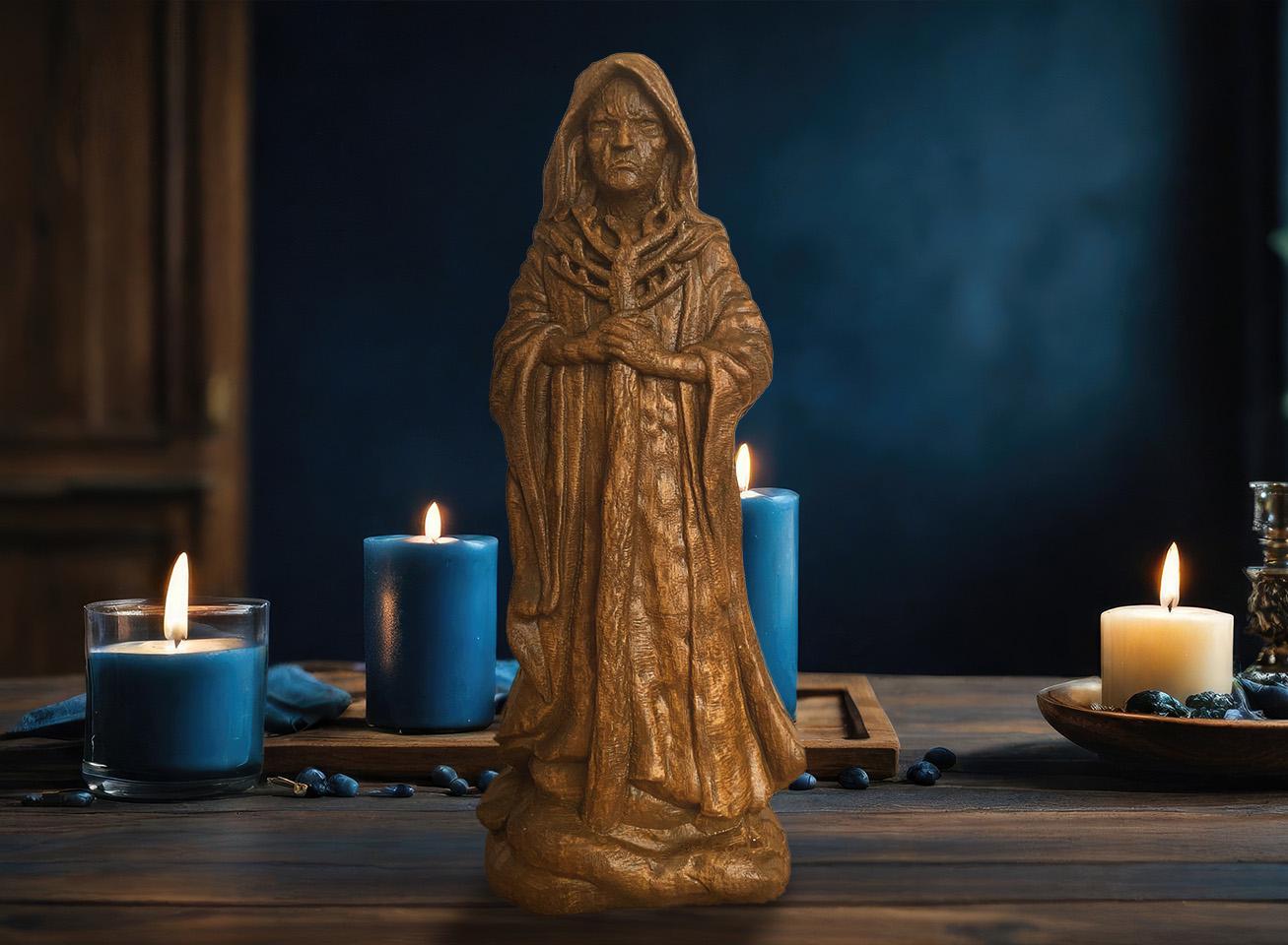 Cailleach Wooden Statue Irish Mythology Cailleach Winter Goddess Scotish Goddess Winter Queen Folklore Crone Figurine Irish Witch Statue