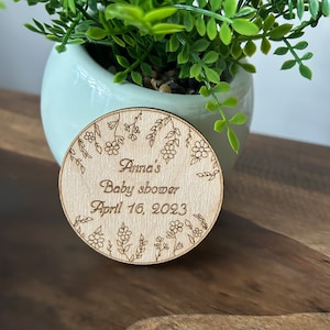 Bomboniere con motivi floreali / Bomboniere personalizzate per ogni occasione / Magneti in legno personalizzati / Regali di ringraziamento tagliati al laser / Regali omaggio