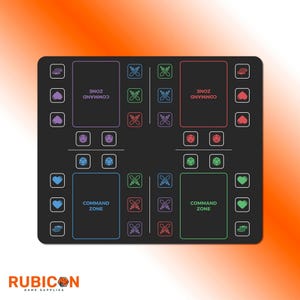 Könnte beinhalten: Eine schwarze, rechteckige Spielmatte mit mehreren Zonen und Symbolen. Jede "COMMAND ZONE" ist in einer anderen Farbe umrandet. Die Matte zeigt Würfel, Herzen und andere Symbole. Das Logo "RUBICON GAME SUPPLIES" befindet sich unten links.
