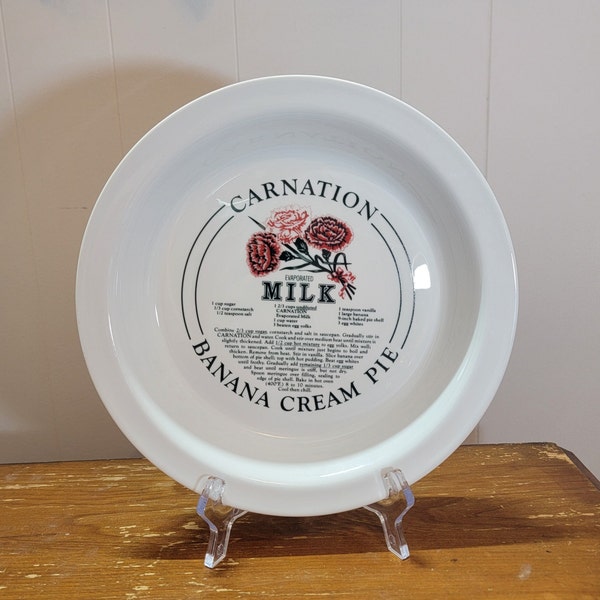 Carnation 1983 Special Edition Banana Cream Pie Recipe Plate by Royal Worcester Fine Porcelain - Excellent Condition