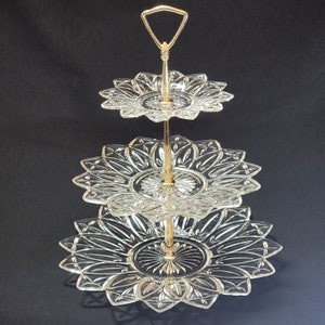 Bund Glass, 3 Tier Serviertablett, Blütenblatt Klar Muster #2829