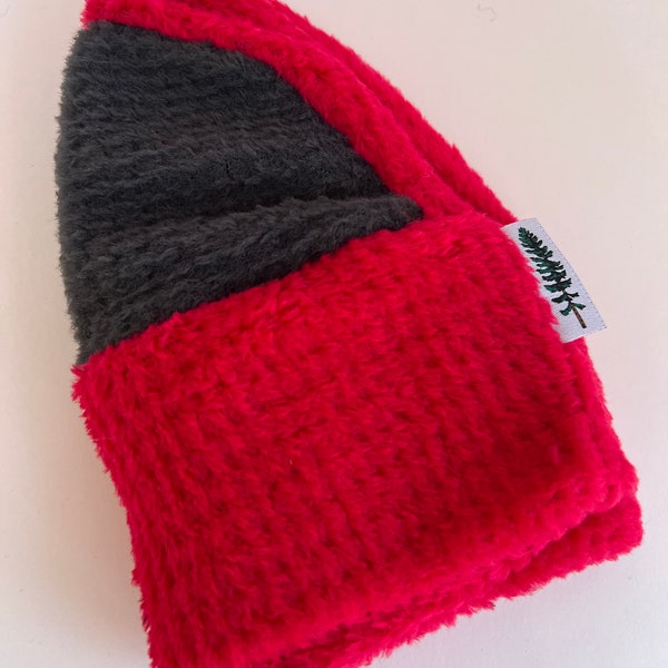 Temperature Regulating Skullcap Alpha Direct Beanie - Raspberry 180 & Charcoal 120