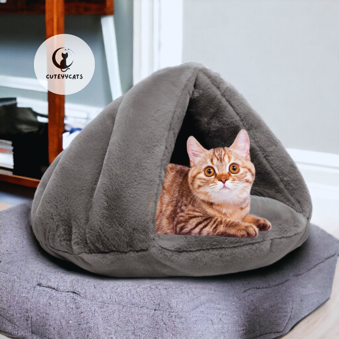 Plush Cat Bed warm Cat Bed , Cosy Cat Bed , Luxury Cat Bed, Calming Cat Bed, Fluffy Cat Bed, Cat