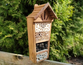 Casa per farfalle fatta a mano in legno per hotel per insetti, ape e coccinella, grande scatola per insetti all'aperto, decorazione rustica da giardino