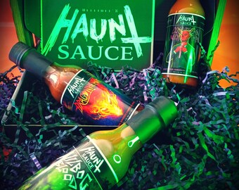 Gift Box Set of 3 Haunt sauce Signature hot Sauces - Nilbog Blood, Dragonheart and Columbian Neck Thai.