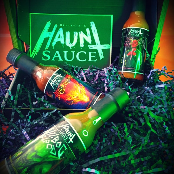 Gift Box Set of 3 Haunt sauce Signature hot Sauces - Nilbog Blood, Dragonheart and Columbian Neck Thai.