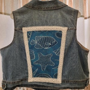 Fish Vest 