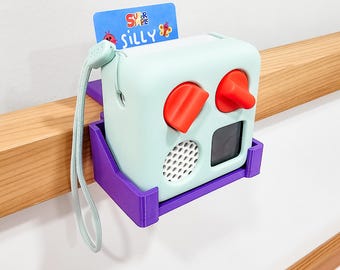 Small Yoto Mini Hanger with Card Storage: Bunk Bed Mount