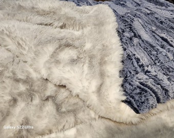 Forest Fox - Winter Sky & Arctic Fox - Cloud Blanket 60 x 90