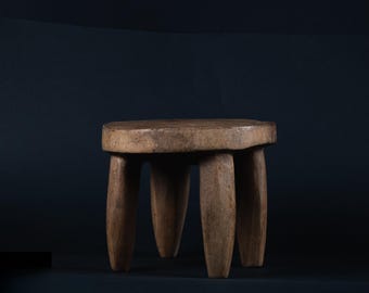 Small round Senufo wooden stool