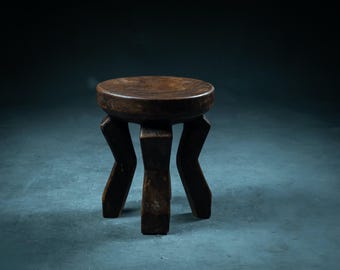 Round wooden Senufo stool
