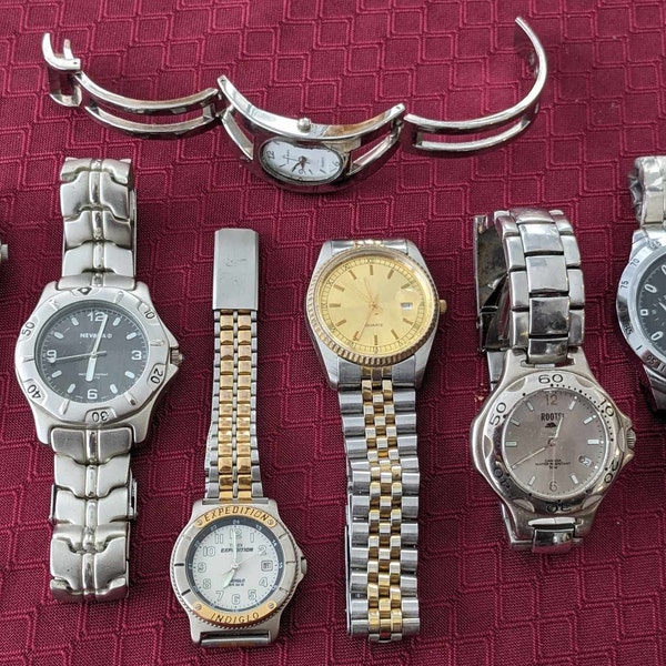 7 MONTRES d'occasion nécessitant des piles. Timex Expédition, Swatch Swiss Irony, Estar Watch, Nevada, Roots, Louis Arden. Années 80-90. H+F