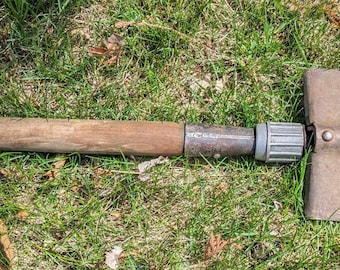 WWII TRENCH SHOVEL marked Japan. Original from Japan, used by Japanese soldiers to dig trenches.