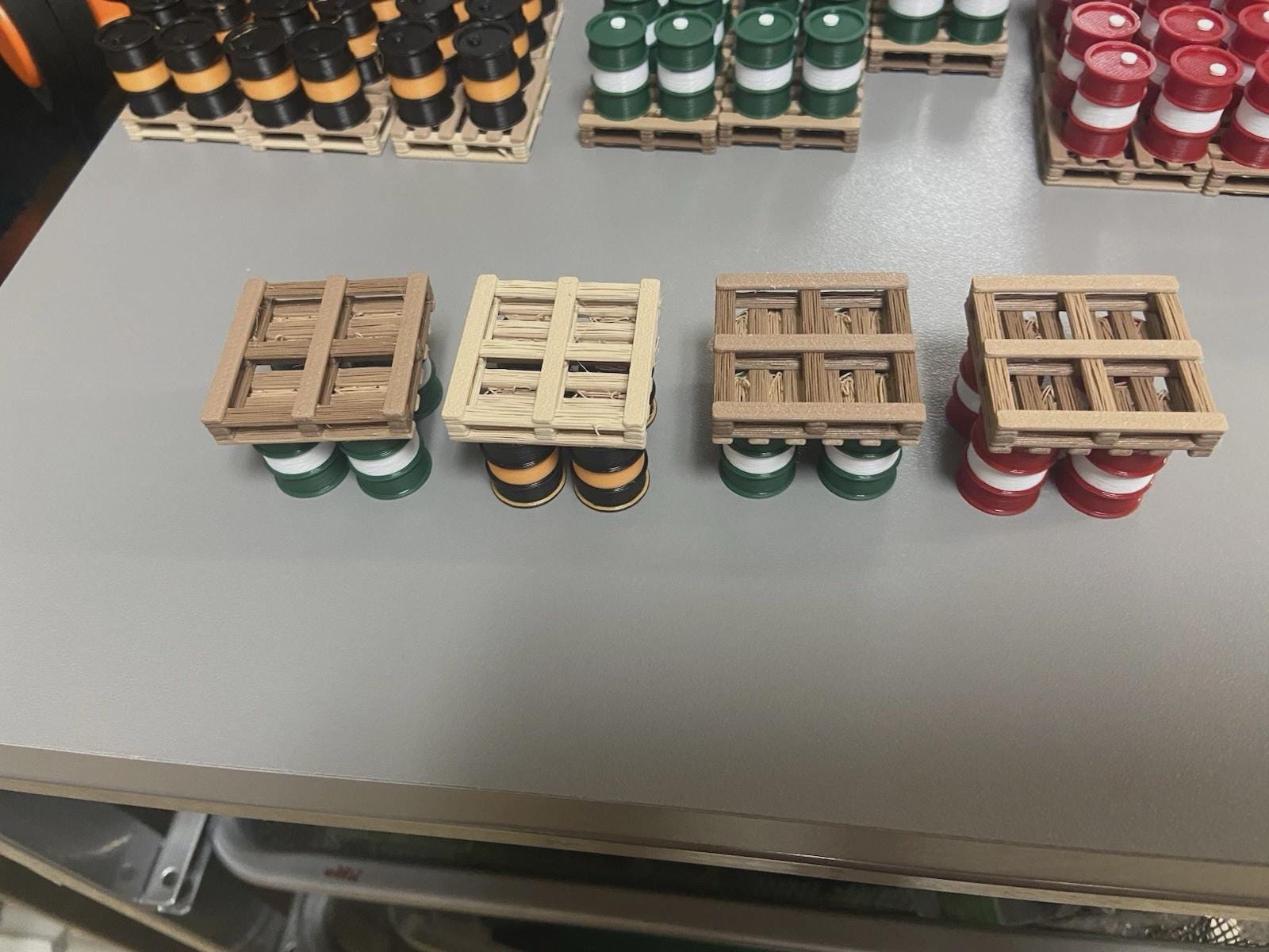 O Scale Pallets O Scale Pallet of Barrels, 4 Pallets and 16 Barrels per Set - Etsy