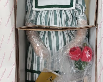 Poupée en porcelaine Anna par l'artiste Jutta Kissling