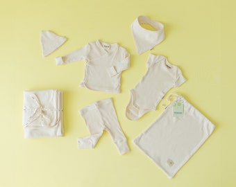 Welcome to the World | Newborn set 7 pieces | Gifts for babies | Birth gifts | Baby & Children's Clothing | MINNIQ®