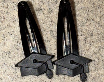 Graduation hair clips