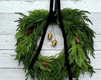 Winter Norfolk Pine Wreath for Front Door, Rustic Winter Wreath, Weeping Pine Wreath,  Norfolk pine cedar and pinecone wreath