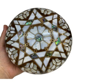 Joyero artesanal con incrustaciones de nácar - Madera de nogal