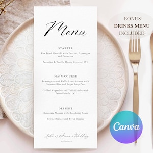 Może przedstawiać: Karta menu weselnego ze słowem "Menu" w eleganckim skrypcie. Menu zawiera opcje przystawek, dań głównych i deserów. Dołączone jest dodatkowe menu napojów. Karta znajduje się na białym talerzu ze złotymi sztućcami.