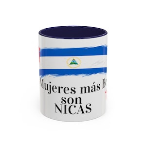 Las Mujeres Más Bellas son NICAS Accent Coffee Mug, 11oz